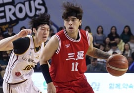 [フォト] グタン「荒々しく中央突破」