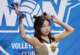 [Фото] Ли Джу Хи 'Фея победы сегодня'