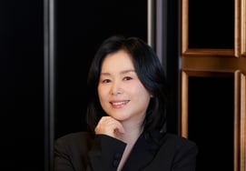 'ナンバーワン' チャン・ヘジン "11歳の息子、生まれた瞬間から孤児院の赤ちゃんとして出演"..他とは違う俳優人生 [★FULLインタビュー]