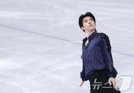 Ой, какая роковая ошибка мужского фигурного катания в Корее! Это было не похоже на Ча Джун Хвана, разочарование в том, что он может претендовать на бесплатную путевку в сборную Кореи: "Это ошибка, которая обычно плохо играет..."