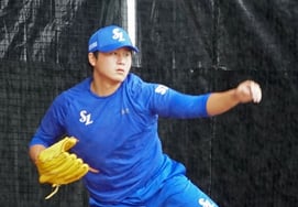 'ERA 5.42' チョ·スンヒョンの自責 "プロで見せられなければ私の席はない→今シーズンは違う"