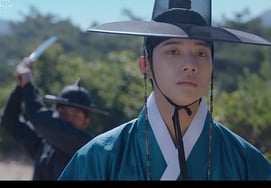 ナム·ジヒョン♥ムン·サンミン、生死の岐路に立つ魂が元の位置に戻る..視聴率も自己最高 [愛する盗賊様]