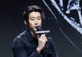 "所属公司代表"朴宰范，到底赚了多少，收益已经足够了……"200首无报酬featuring" [四当归综合]