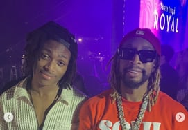 27-летний известный рэпер найден мертвым возле своего дома после исчезновенияВ 27 лет. [человек.]