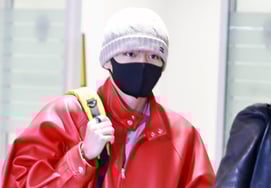 BTSのV「強烈なレッド！」' [★写真]