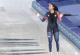 "Наследник Ли Сан Хва" Ли На Хён и Ли Сан Хён впервые были зарегистрированы в Южной Корее! 女 1000 м Топ 10 → 500 м Подиум Чон Чо Джун [Олимпиада в Милане.]