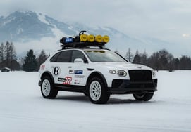 ベントレー・ベンテイガXコンセプト公開、'ラグジュアリーアイスオフロードの登場'