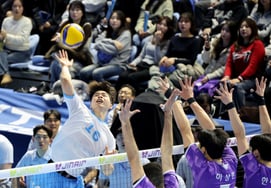 [Photo] "Oh, the wall is thick!' Jeong Han-yong