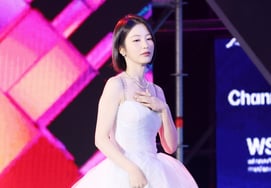 Shin Yeeun, Gongju xuất hiện [★Ảnh]