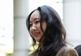 "Выплатите 25,5 миллиарда гривен...Серьезное нарушение NO" На этот раз Мин Хи Джин одержал полную победу [Всплывающие подсказки]