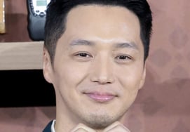 《帕凡纳》卞耀汉:"第一次挑战脱色..虽然很累但是很有意义"