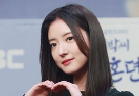 Ли Се Ён, звездный рейтинг 女 3-е место среди актеров.Растущие ожидания «реваншной императрицы»