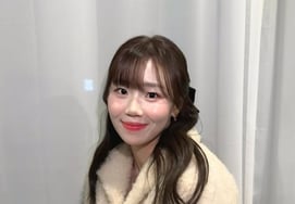 In the midst of allegations of power abuse.."Hwang Heechan noona." Hwang Heejung, the reason why you don't get off "Golgeori Girl." "We didn't do anything wrong." [Star Issue]