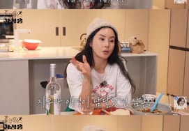 '4年前に離婚' チェ·ジョンユン、再婚告白 "♥夫は5歳年下..娘も「パパ」と呼ぶ