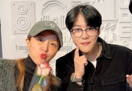 "5月结婚"申智，"脚踏两只船夫人"♥文员生辰八字的结果让申智安心"有能力的人"