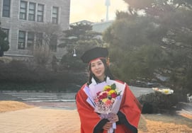 4minute出身的权昭贤，时隔10年毕业于东国大学，"母亲的心愿实现了"