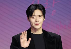 1作品1論争..キム・ソノ、'中絶'は忘れられるほど'脱税' [★FOCUS]