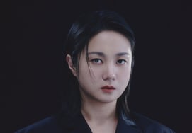 反省すると言っていたのに..パク・ナレの窃盗犯、懲役2年の実刑判決に最後まで不服