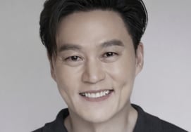 Lee Seo Jin thử sức với vở kịch đầu tiên sau 27 năm debut [chính thức]
