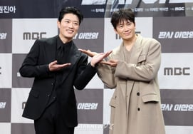 Ji Sung vs Park Hee Soon thắng thua thảm hạiThẩm phán Lee Han Young cao nhất 17,4% [sự tổng hợp]