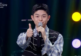 '海兵隊除隊2週目' グリ、父キム・グラの要求を暴露「サイの『父』のように.."（なでなで） [総合]