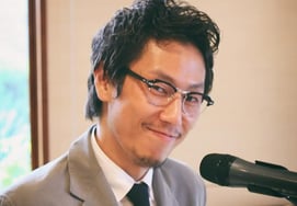 Yoon Jong Shin tiết lộ ảnh cưới của Yoo Hee Yeol 21 năm trước"Thời gian trôi qua nhanh quá"