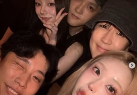 Con gái của cố diễn viên Choi Jin Sil, Choi Joon Hee và Hong Jin Kyung kết hôn với bạn trai được cho phép [Star Issue]