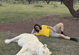 'Sư tử say thuốc' Lạm dụng động vật?Noh Hong-cheol oan ức phản bác thẳng thừng về việc giao cảm với động vật hoang dã có đạo đức [Star Issue]