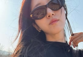 'Ким Бён У♥' Хам Ын Чжон, первый праздник после свадьбы.父 Кладбище "Трое из нас поклоняются впервые"