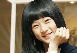 "Мистер" Гений, покойный Ким Сэрон, 1-ая годовщина.Боль, которая продолжается даже после смерти [человек.]