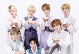 アーク、2026年新年おめでとうございます！ [★写真]