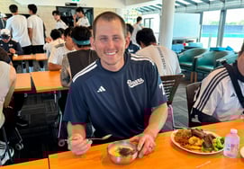 'Вау' Doosan Sydney Camp еда так хорошо... "Жареные ребрышки и ячмень - это лучшее время, когда их можно есть!"→Возвращение Дусана "Любовь к корейскому блюду" и "Япония азиатская квота" также "большого прикосновения" к корейскому ттоккуку.