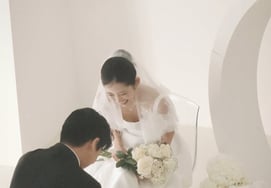 Con gái cố diễn viên Choi Jin Sil giải thích về tranh cãi chụp ảnh cướiMình không biết văn hóa Nhật Bản" [Star Issue]