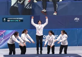"逆转好手"女子短道速滑接力，时隔8年再次夺冠崔敏静创下韩国人最多奖牌纪录JTBC，包括黄金时间段在内日收视率全频道第一名