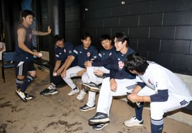 ついに「超大型トレードの主役」が現れた！ "野球人生で初めて" ドゥサンキャンプの初めから実戦で絶好調 '期待感UP'