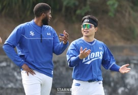 [フォト] ディアズ-キム・ホングン 'どうしろっていうの？'