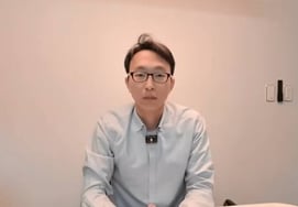 警察、'低速老化'のチョン・ヒウォンをストーカー容疑で女性を検察に送致