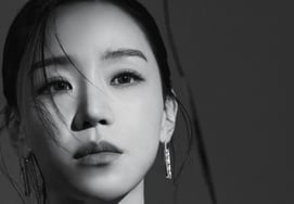 Shin Hye Sun (Lady Dua) chia sẻ về việc Lee Jun Hyuk giống như người anh họ của mình'Sự gần gũi trong lòng thật tuyệt vời' [Phỏng vấn ①]