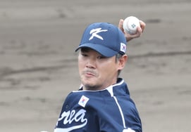 [相片儿] 卢京是"调节缓急的魔术师"