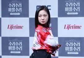 パク・ナレ、初めて警察に出頭..マネージャーの横暴→注射師の疑惑調査