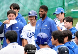 [Chụp ảnh] Ryu Ji Hyuk giành huy chương vàng thôi à? "'