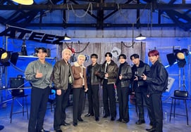 エイティーズ、'ミュージックバンク'で2週連続1位..音楽番組で5冠を達成