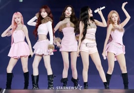 カムバックを控えたIVE、新曲『ブラックホール』のスパイラー