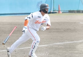 [Фото] Кан Бэк Хо "Стремление к спринту"