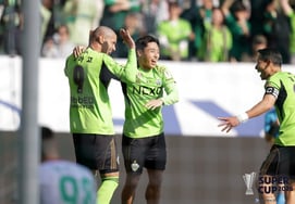 'モッタ・ティアゴ連続ゴール' 全北、大田を2-0で完勝··· 20年ぶりに復活した「Kリーグスーパーカップ」優勝