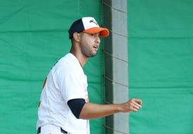 [Chụp ảnh] Hernández 'Vào rồi'