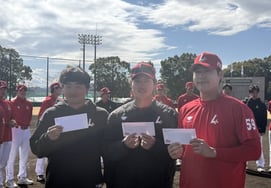 "Cả hai cầu thủ ném bóng và đánh bóng đều rất mạnh mẽ."" Chàng trai mùa thu cũng vô cùng hài lòng với 'Build Up the Cheongna' của SSG, Future Spring Camp thành công