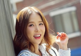 Синдзи, ♥ Радостные новости перед свадьбой Мунвона в мае...Прямая сертификация "Мама, я выиграла лотерею"