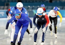 Чон Чжэ Вон, "Нормальная медаль за 24 года под корейским льдом", 男 массстарт на 5-м месте "Три медали подряд" ... Пак Джи У - 女 14 место. [Олимпиада в Милане.]