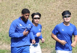 [Chụp ảnh] Diaz's 'Tim tôi không đập mạnh đến mức này đâu'